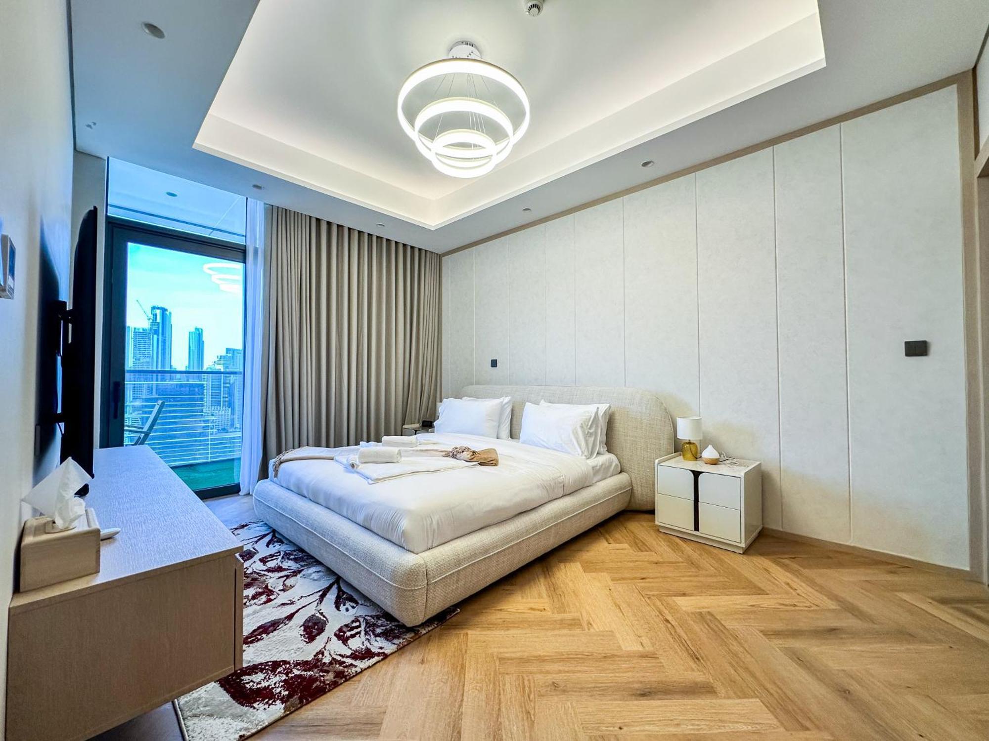 Vserve 1 Bedroom With Stunning Skyline Views Apartment *