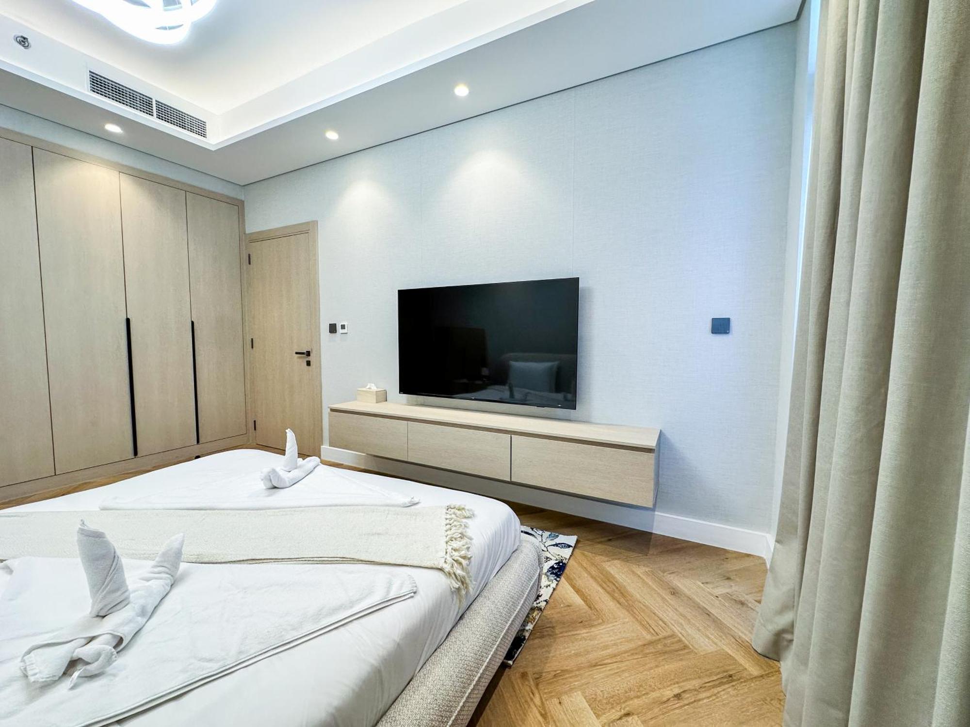 Vserve 1 Bedroom With Stunning Skyline Views Apartment *