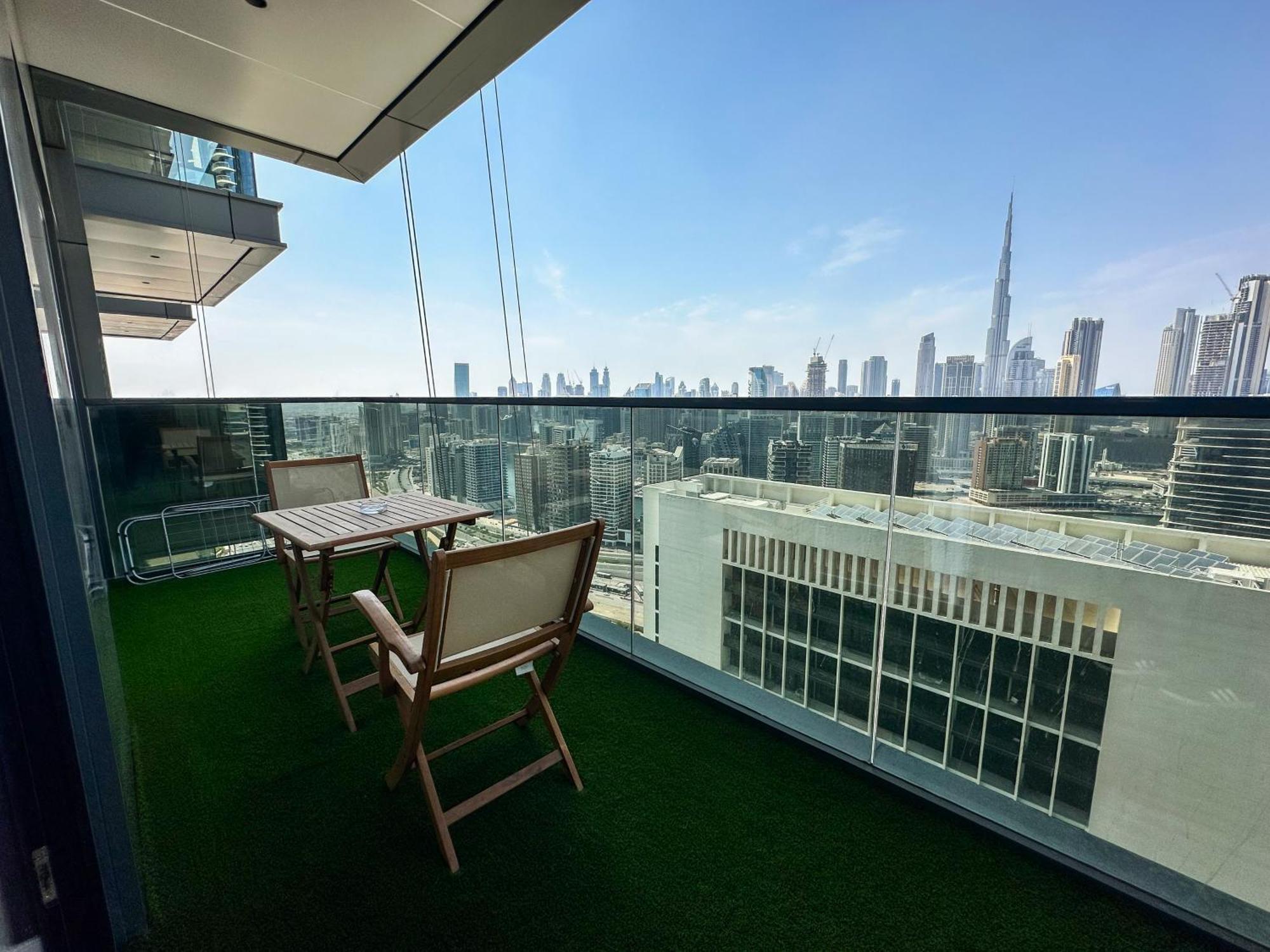 Apartment Vserve 1 Bedroom With Stunning Skyline Views Dubai