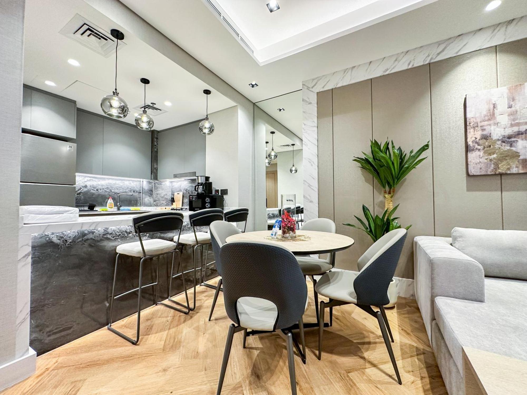 Vserve 1 Bedroom With Stunning Skyline Views Apartment Dubai
